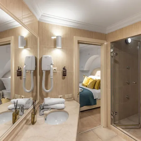 President Boutique #8 By Goodnite Cz Apartment