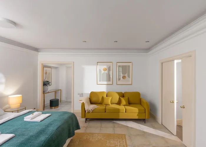 President Boutique #8 By Goodnite Cz Apartamento *